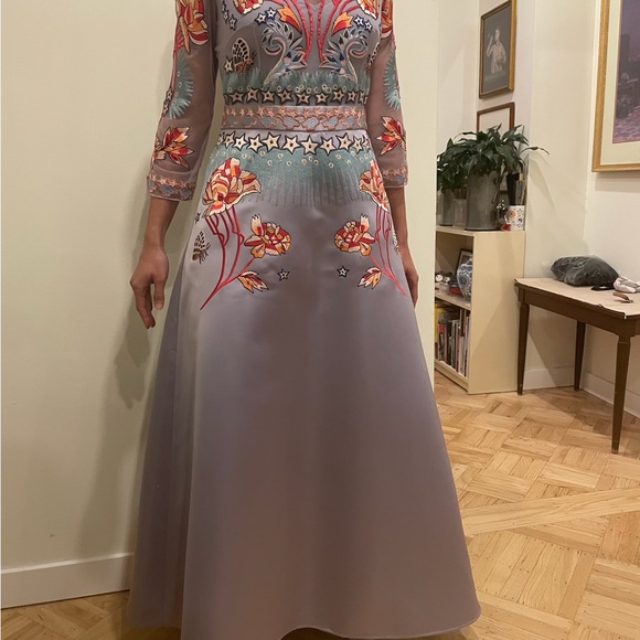 Stunning Temperley of London Gown - Picture 10 of 16